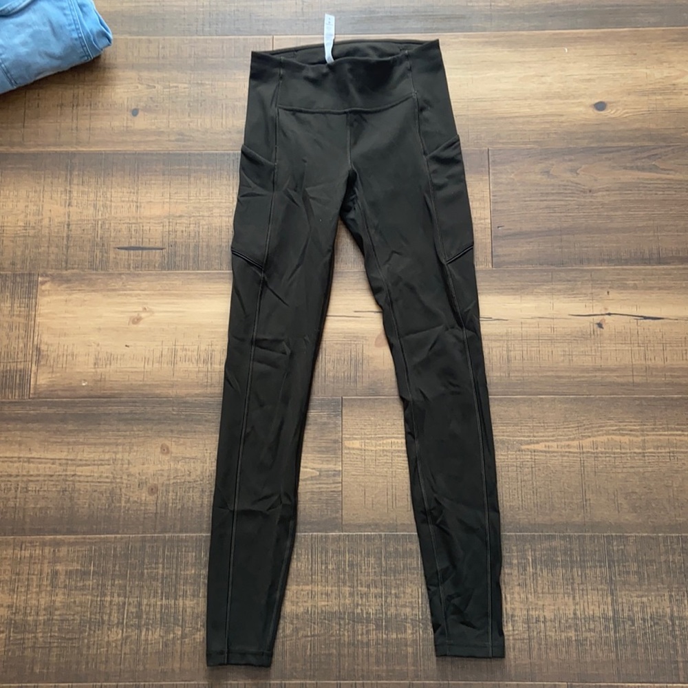 SOLD DONT BUY Lululemon green 7/8 leggings
